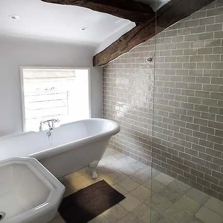 Ivy Cottage,